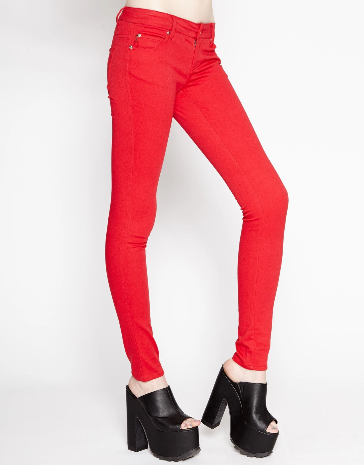 Modern Vibes Functional Fit T-BACK JEAN RED