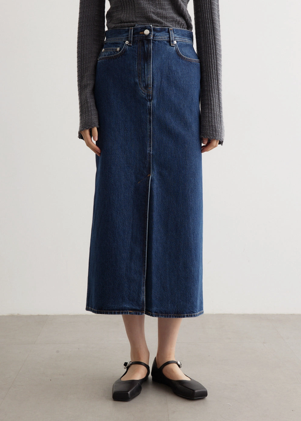Night Out Traveler Gear Stylish Rona Long Denim Skirt
