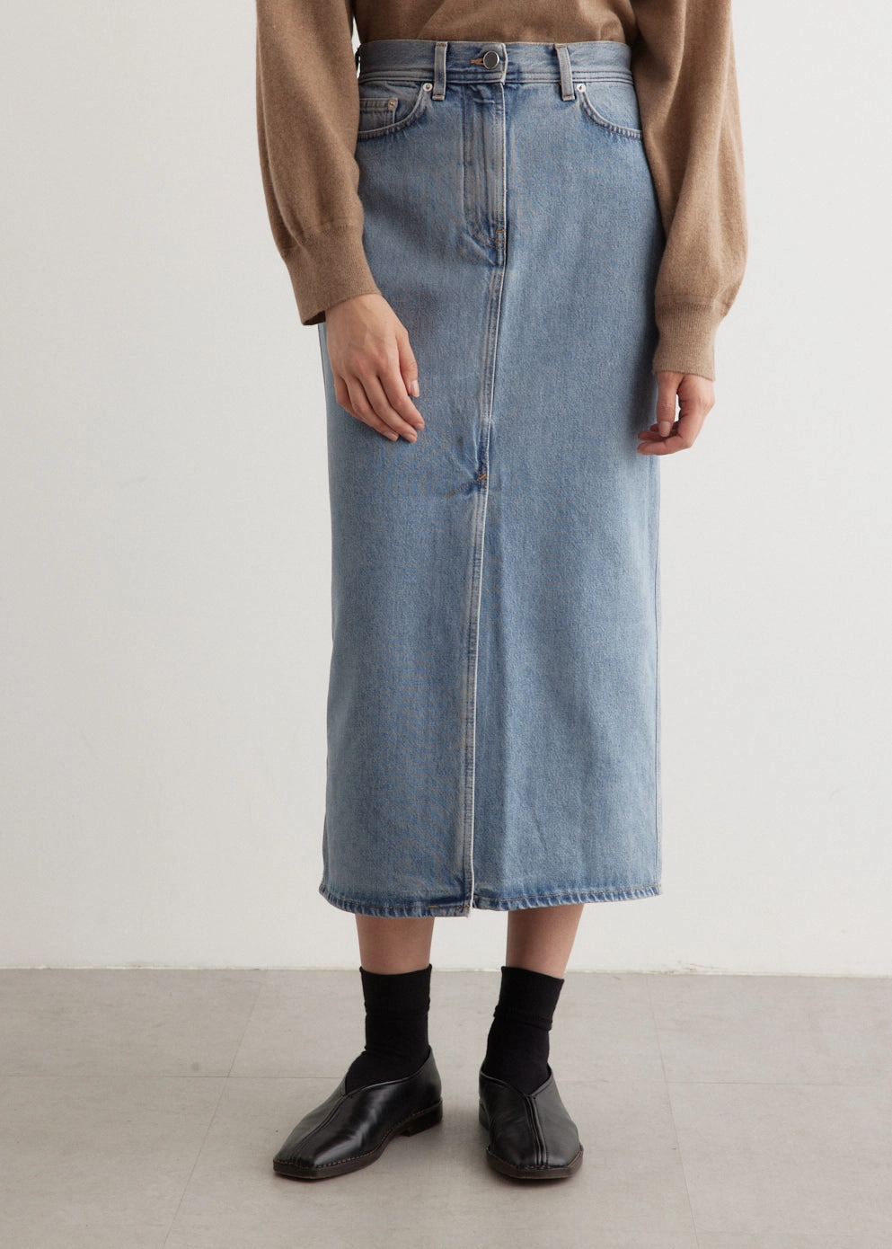 Rona Long Denim Skirt Weekender Wear Couple Look Elegant Summer Vibes