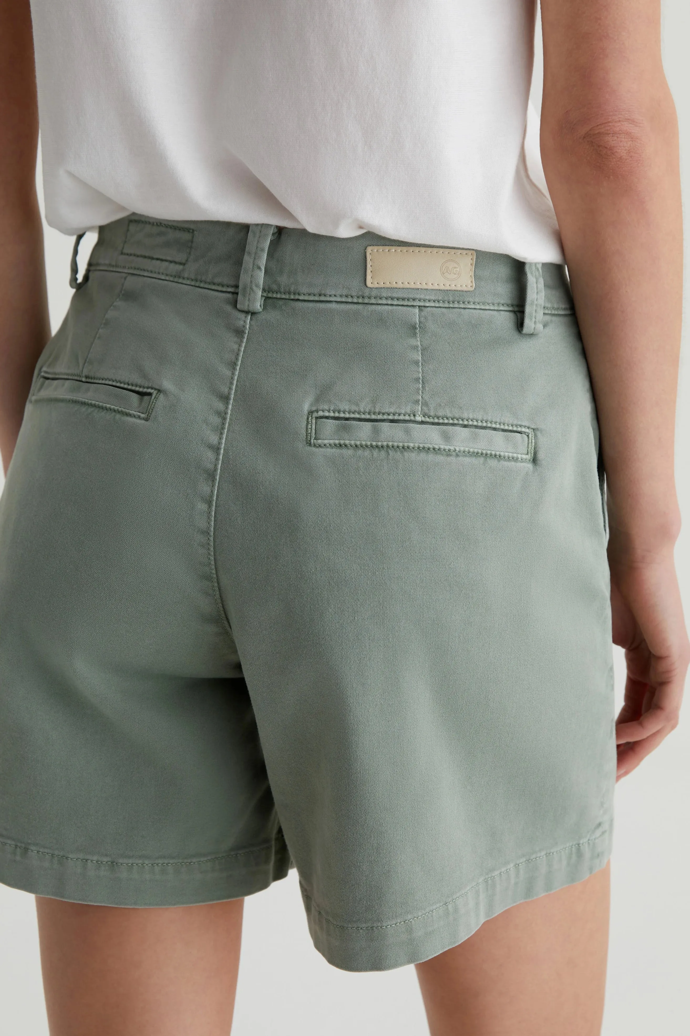 Active Layer Fit Water Repellent Finish Jude Short