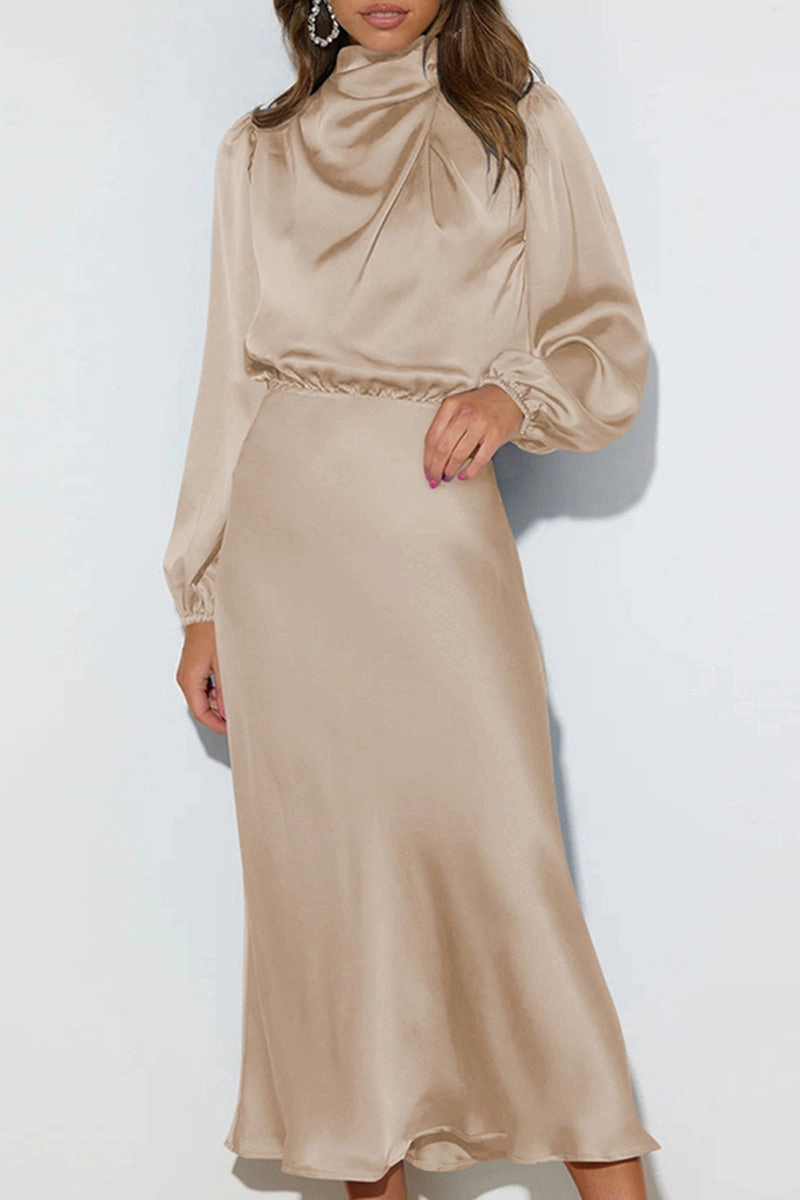SATIN LONG SLEEVED LOOSE MAXI DRESS Lunch Date