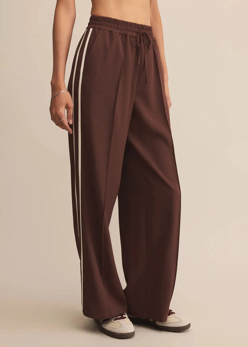 Saunder Track Pant - Sandalwood Breathable Motion