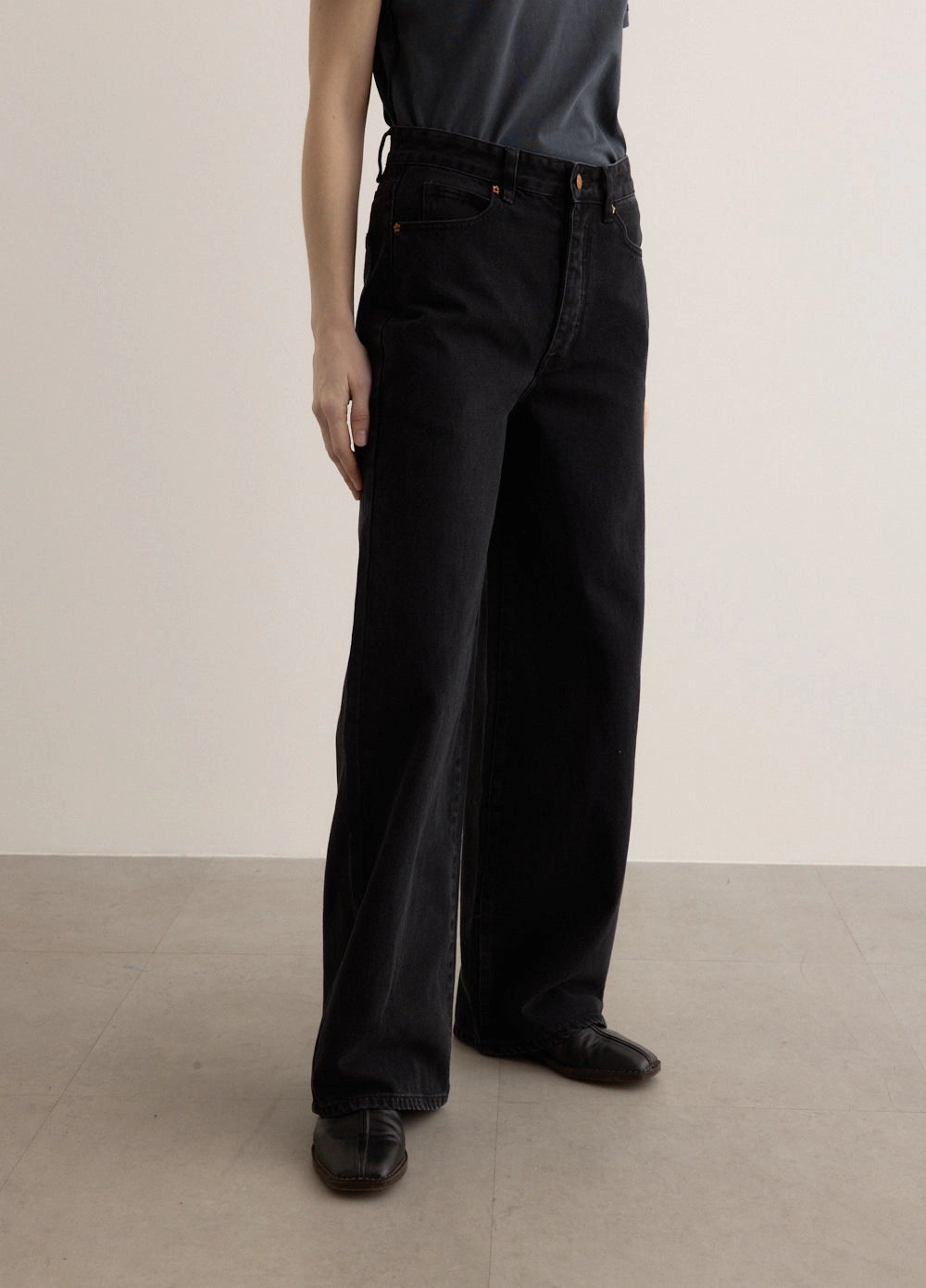 Formal Classic Wear Loose Women's Wale Jeans