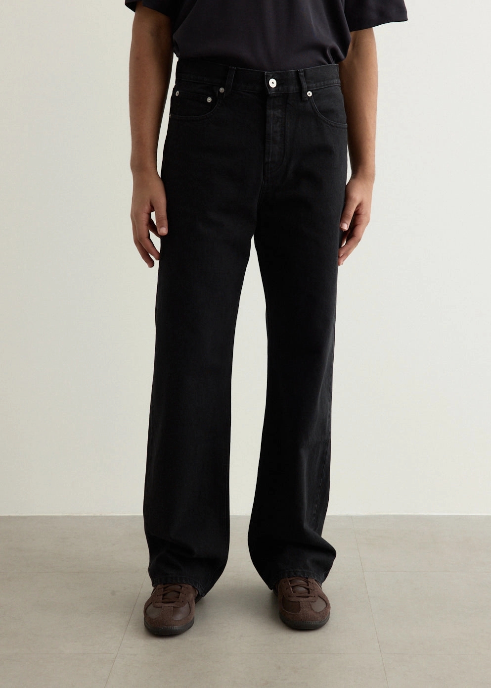 Great Base Le De-Nimes Droit