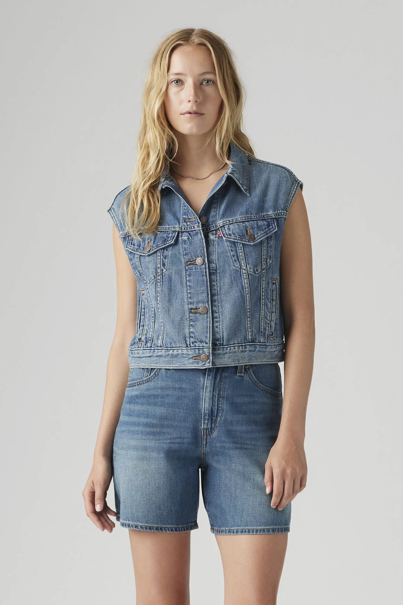 AntiPillingFinish DoubleLayered Collar Shrunken 90s Vest