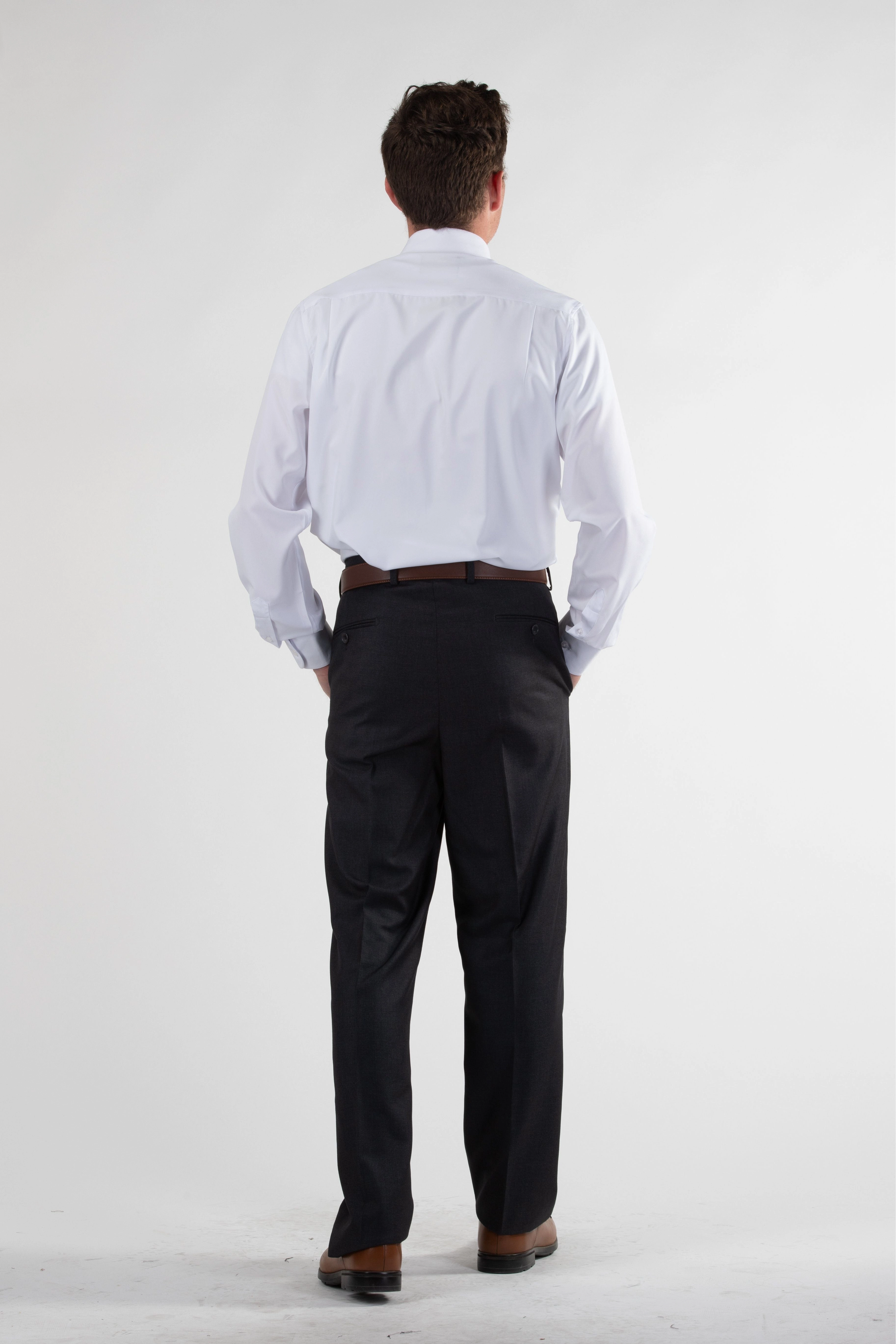 BreathableFabric Signature Suit Pant Classic Fit / Charcoal