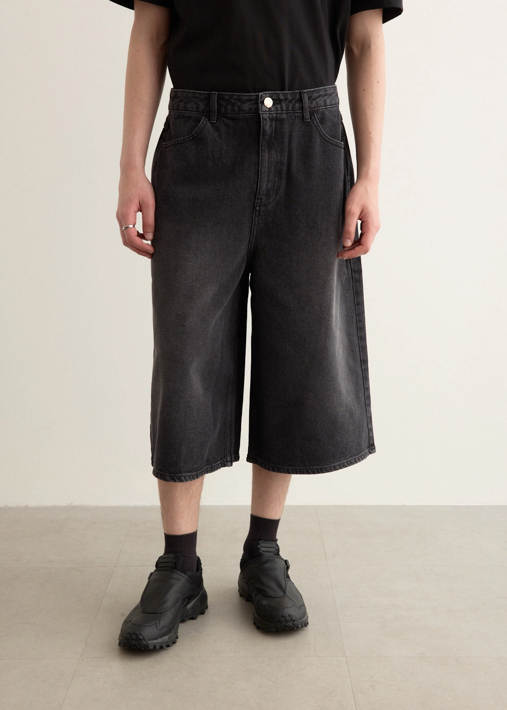 Parent Style Trend Setter Night Out Everyday Holiday Vibes Signifitcant Denim Shorts