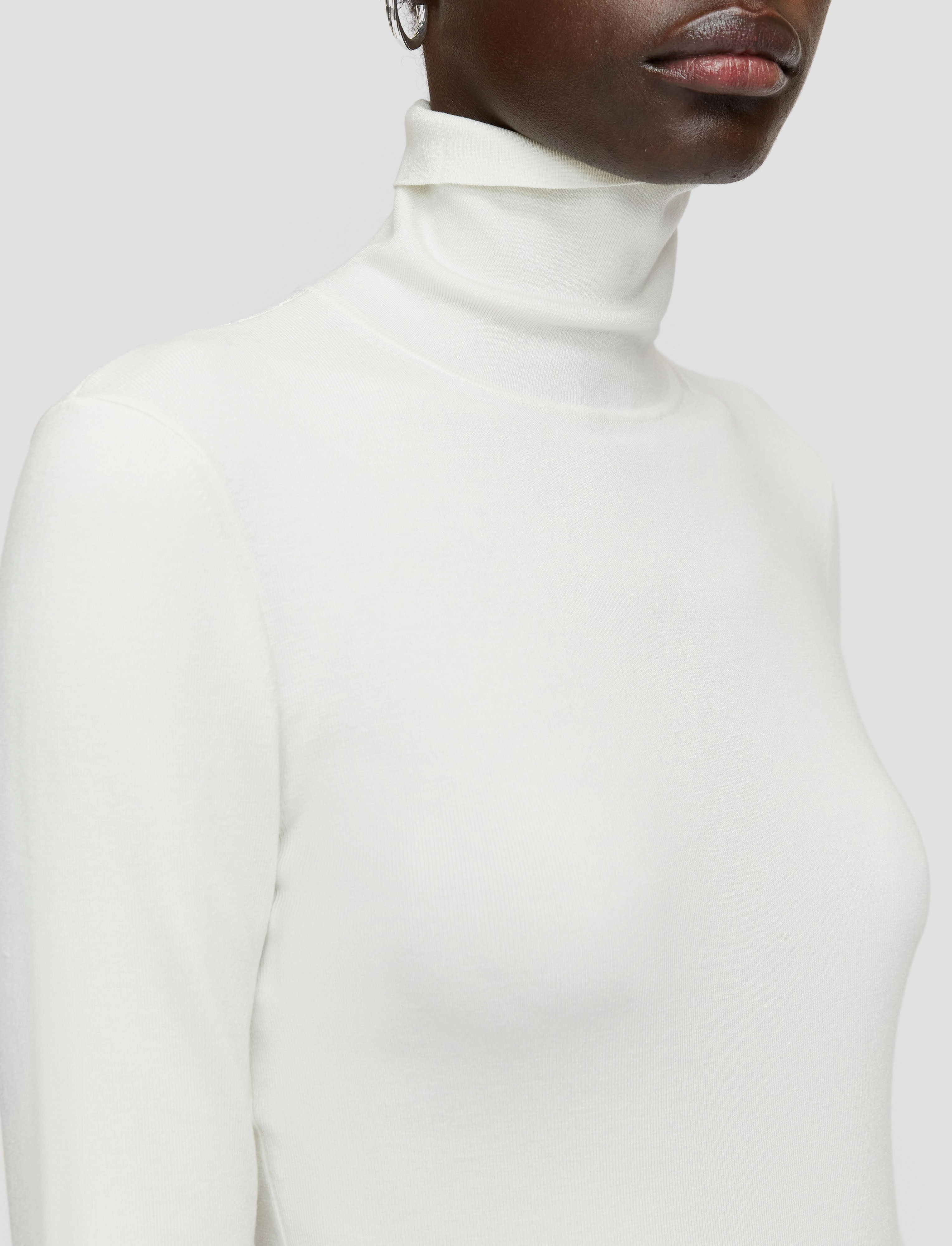 Season Ready Outdoor Warmth Silk Stretch High Neck Top