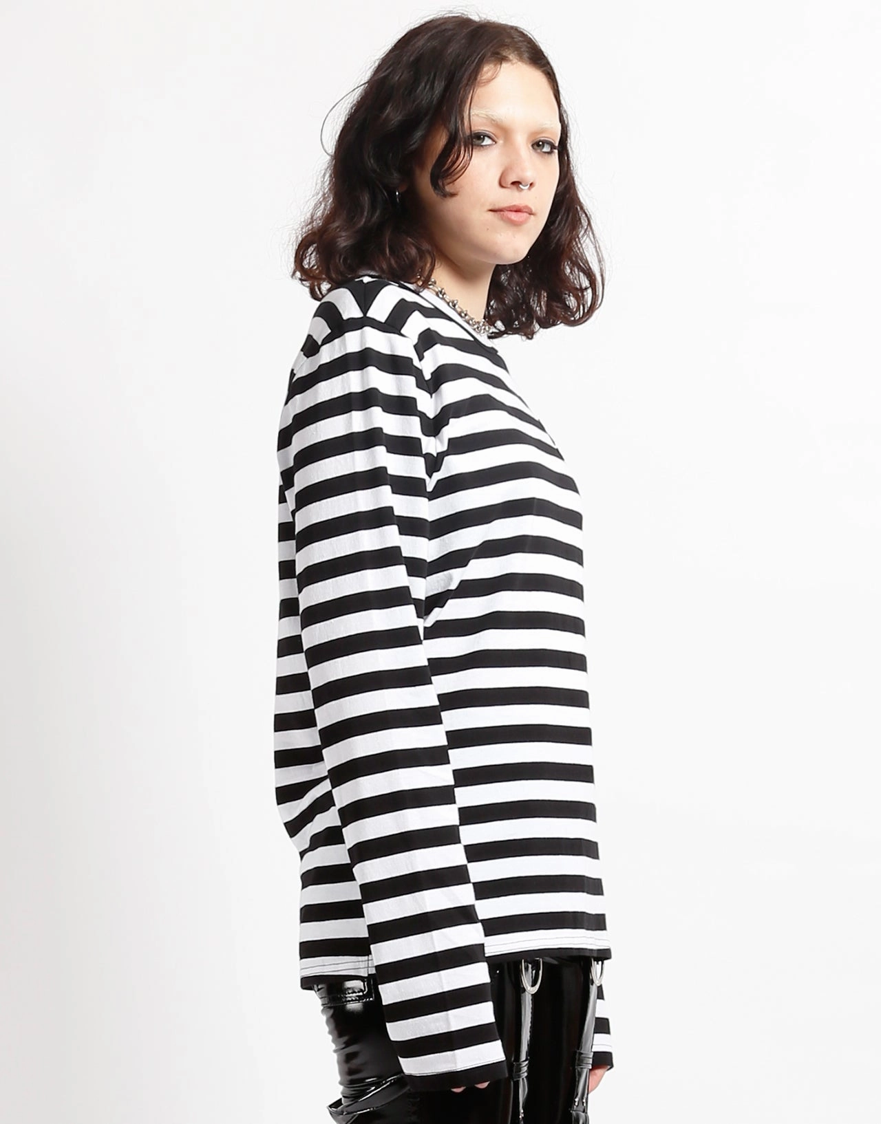 NonIrritatingStitching SKULL STRIPE KNIT TOP BLACK/WHITE