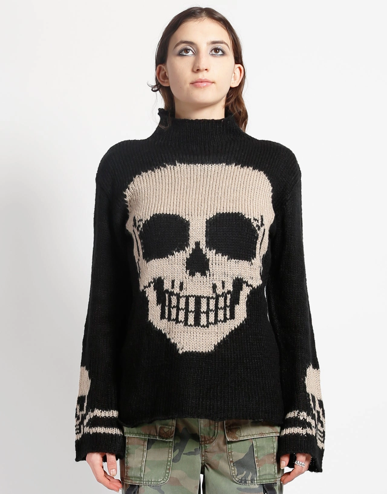 SKULL SWEATER IVORY SKULL SunProtective Stretch Woven Material