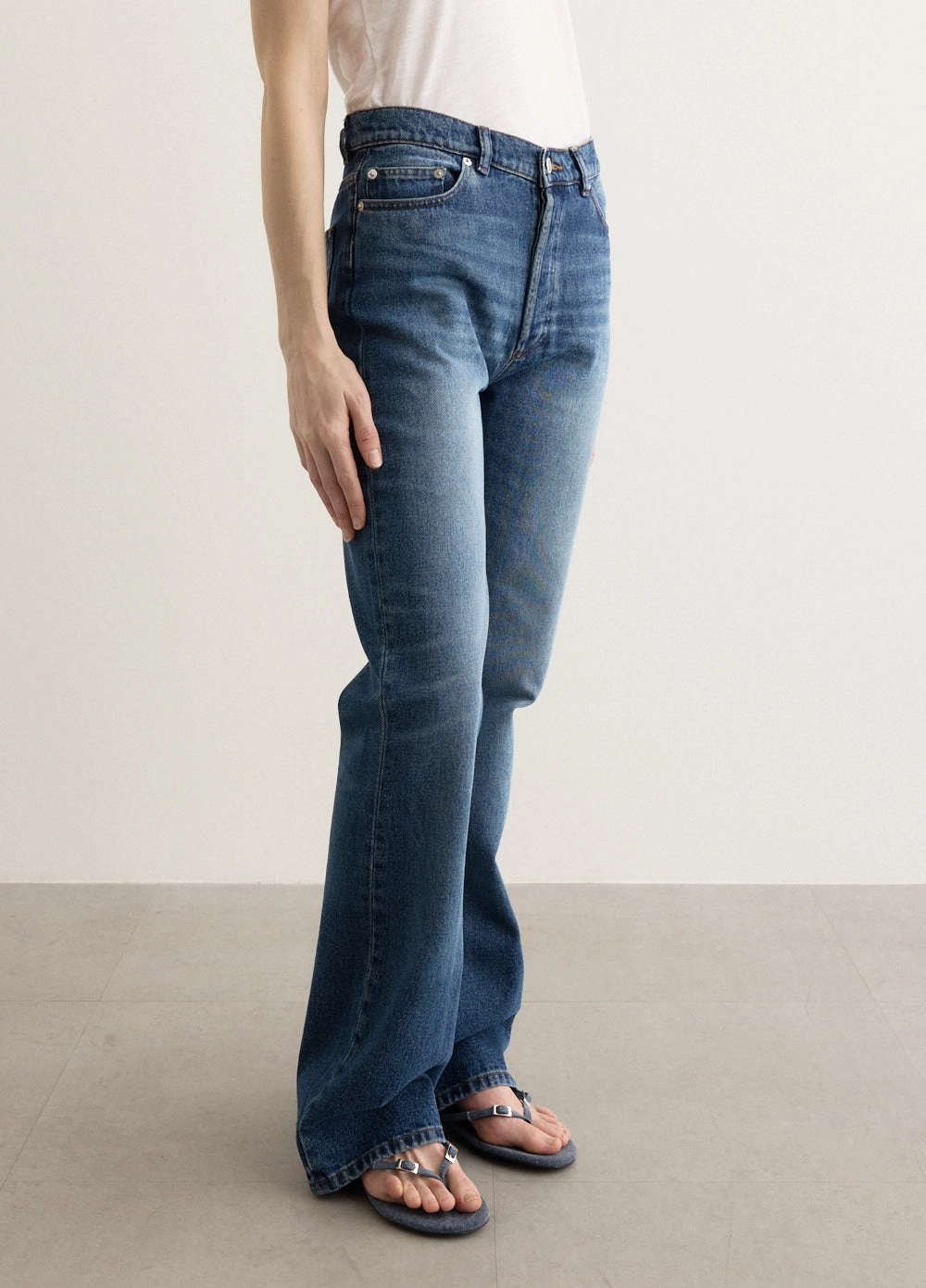 Formal City Walk Party Look Romy Jeans