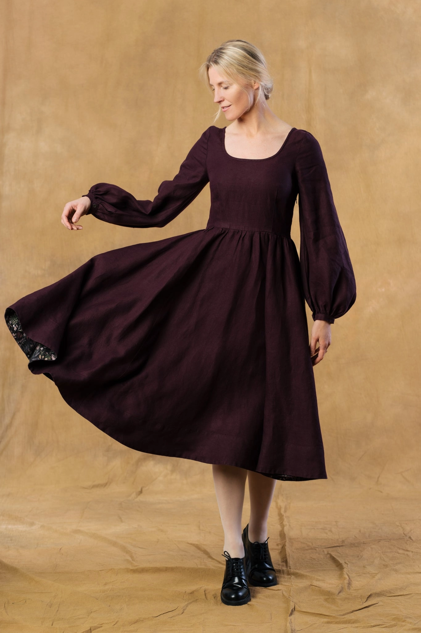 Chic Layer Relax Motion Carmen Dress, Long Sleeve, Twill Linen, Royal Grape