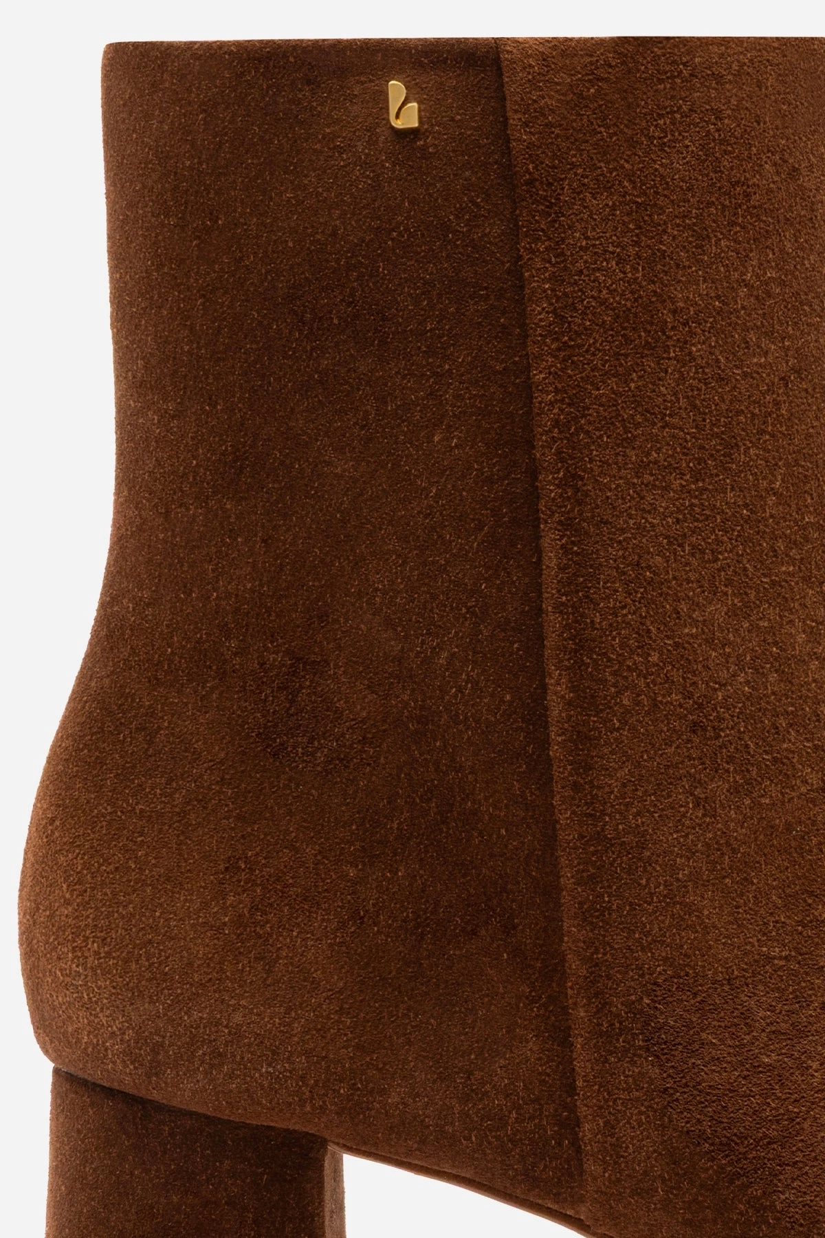 Flat Sole Stable Support Snowy Path Mini Edie Boot In Burnt Umber Suede