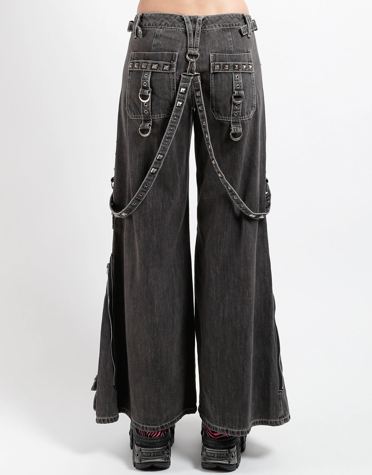 Urban Utility Stay Flexible STUDDED POWER PANT BLACK DENIM