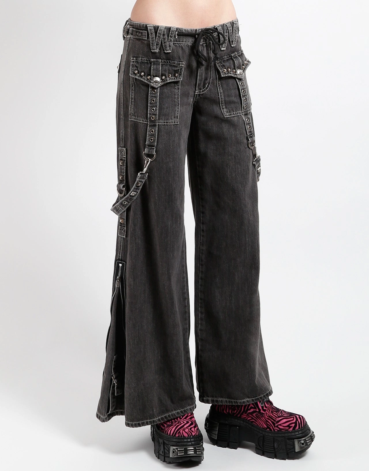 STUDDED POWER PANT BLACK DENIM Simple and Cozy All Occasion