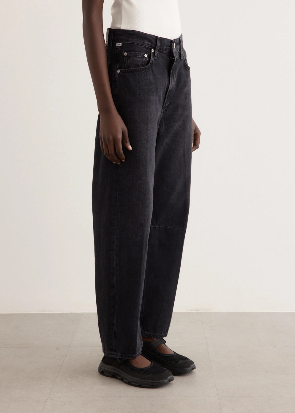 Miro Relaxed Jeans Formal Classic Wear Loose Trend Setter Road Trip Casual