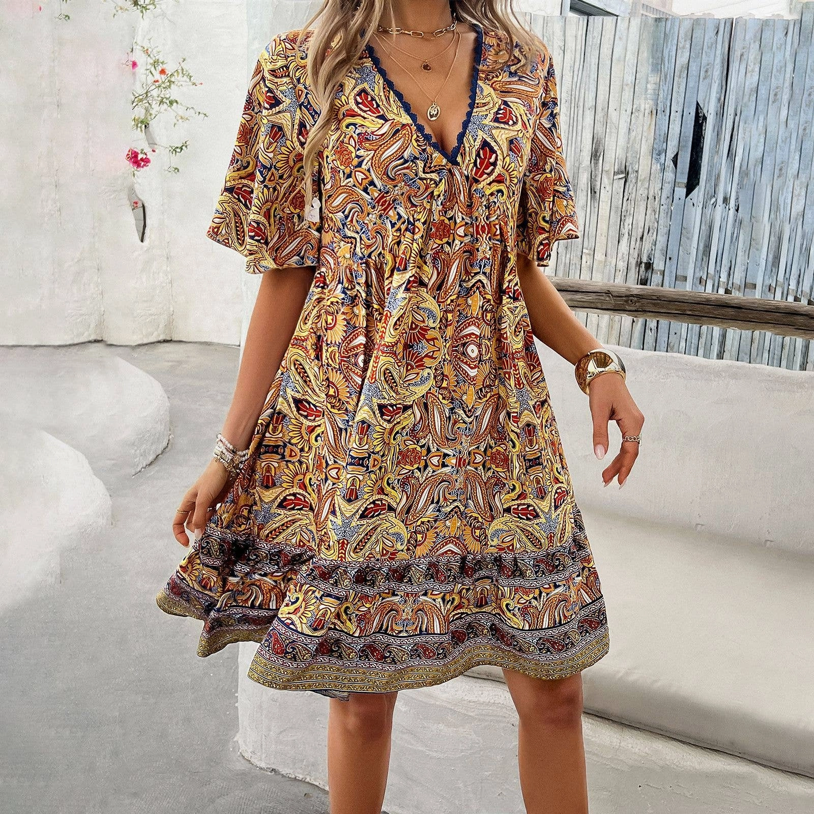 CASUAL HOLIDAY PRINT V-NECK DRESS_CWDSD3738 CrinkleResistantWeave