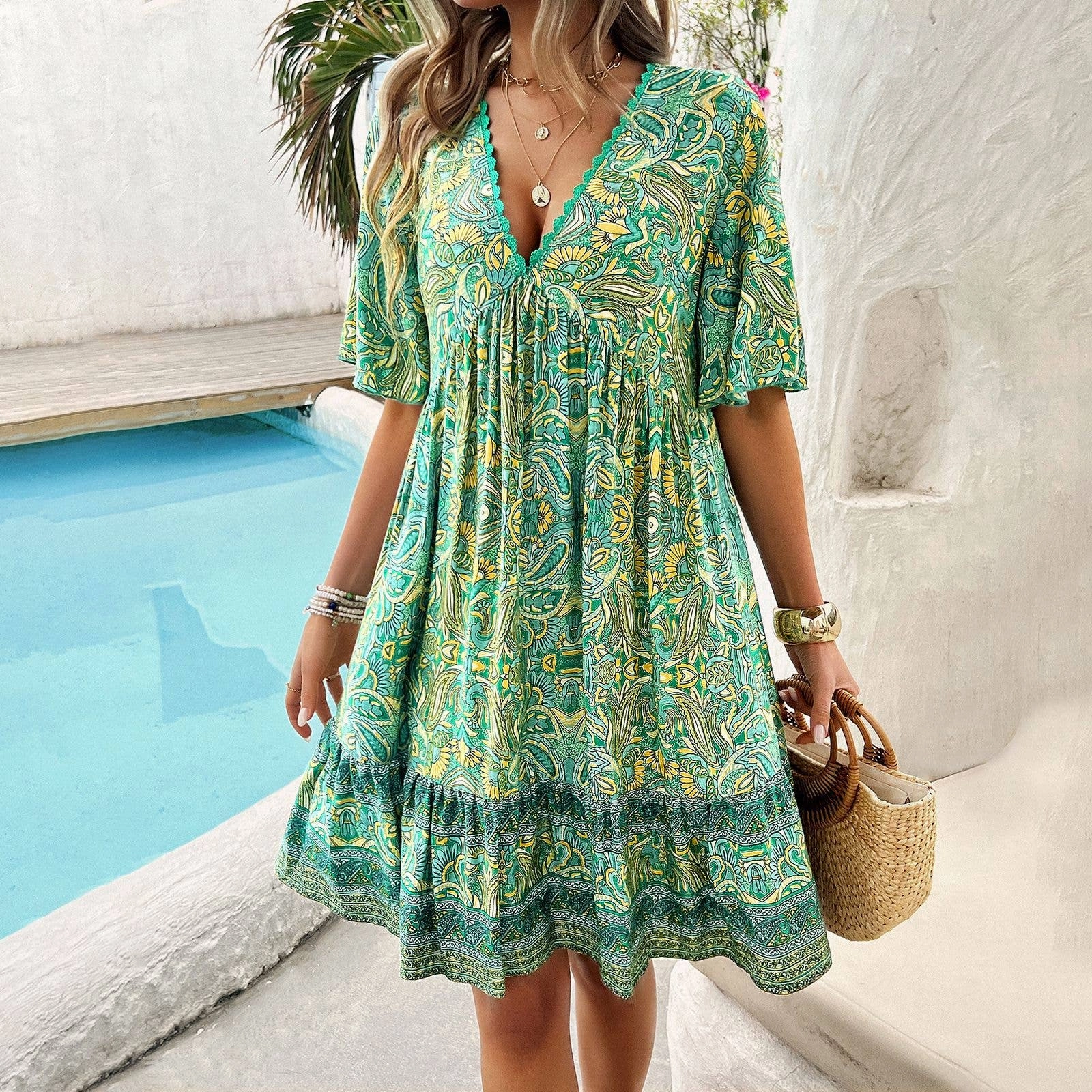 CASUAL HOLIDAY PRINT V-NECK DRESS_CWDSD3738 Comfortable and Soft