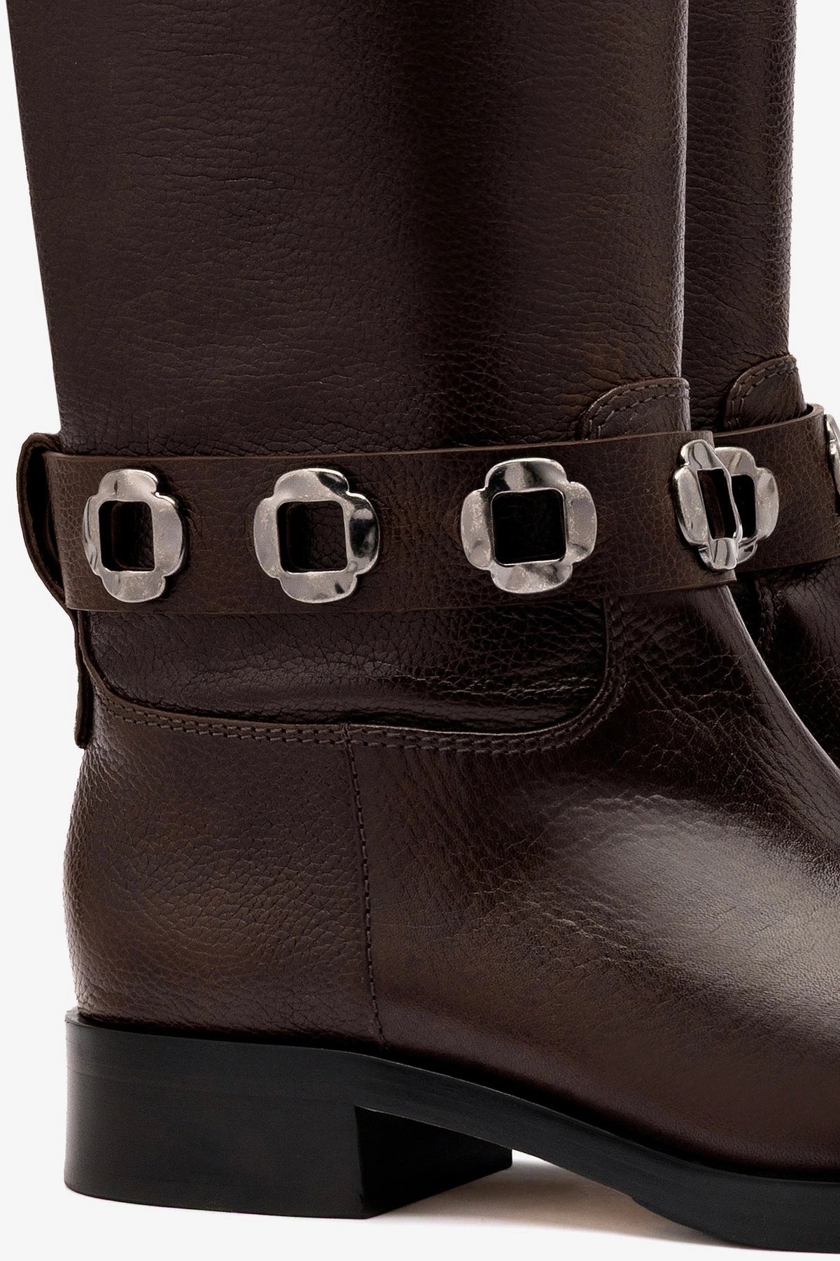 Seamless Comfort Trail Exploration Comfort Fit Milan Flat Boot In Brown Leather