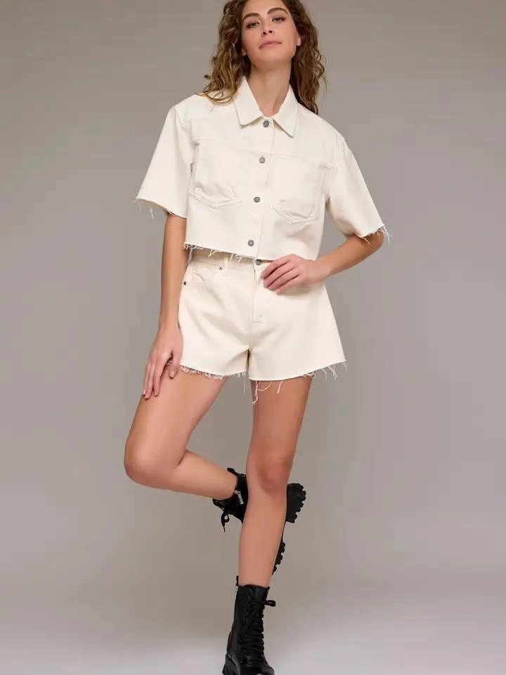 Relaxed Style Work Ready Outdoor Enthusiast Fashion Lover Youth Style Smooth Hidden Denim Long Boxy Crop Shirt