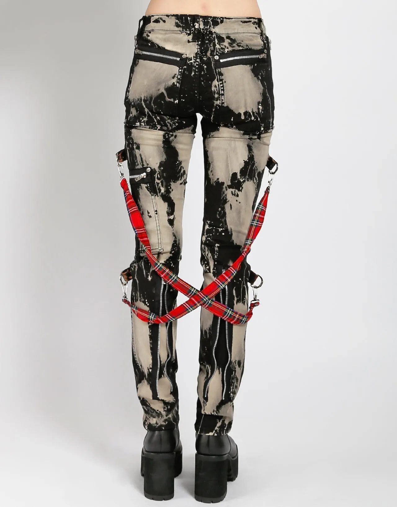 STREET CHAOS PANT Slim Silhouette