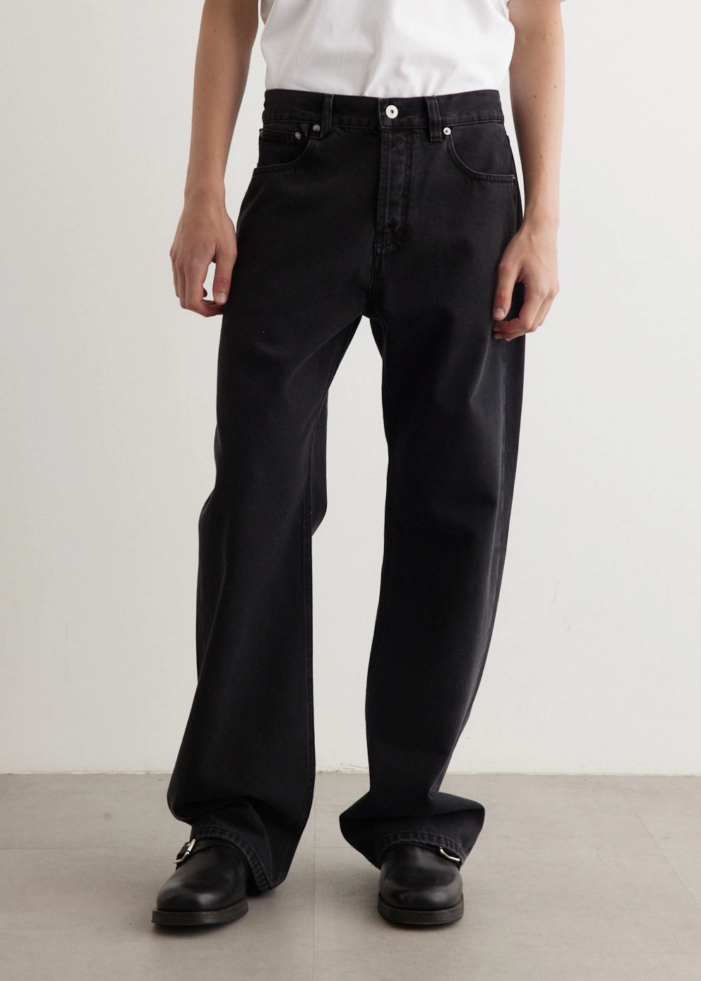 Le De Nimes Droit Travel Essential