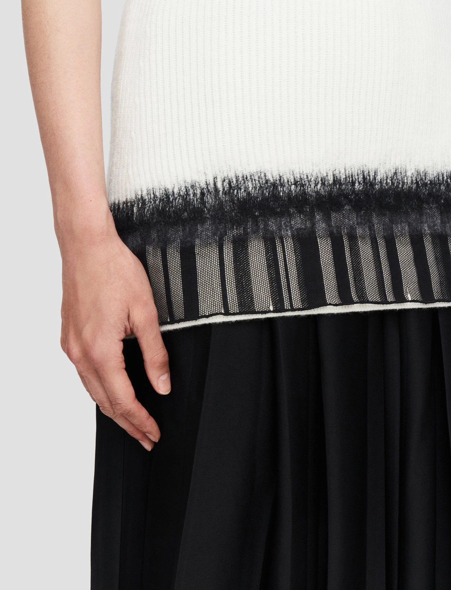 Cold Trend Knit Lace Top