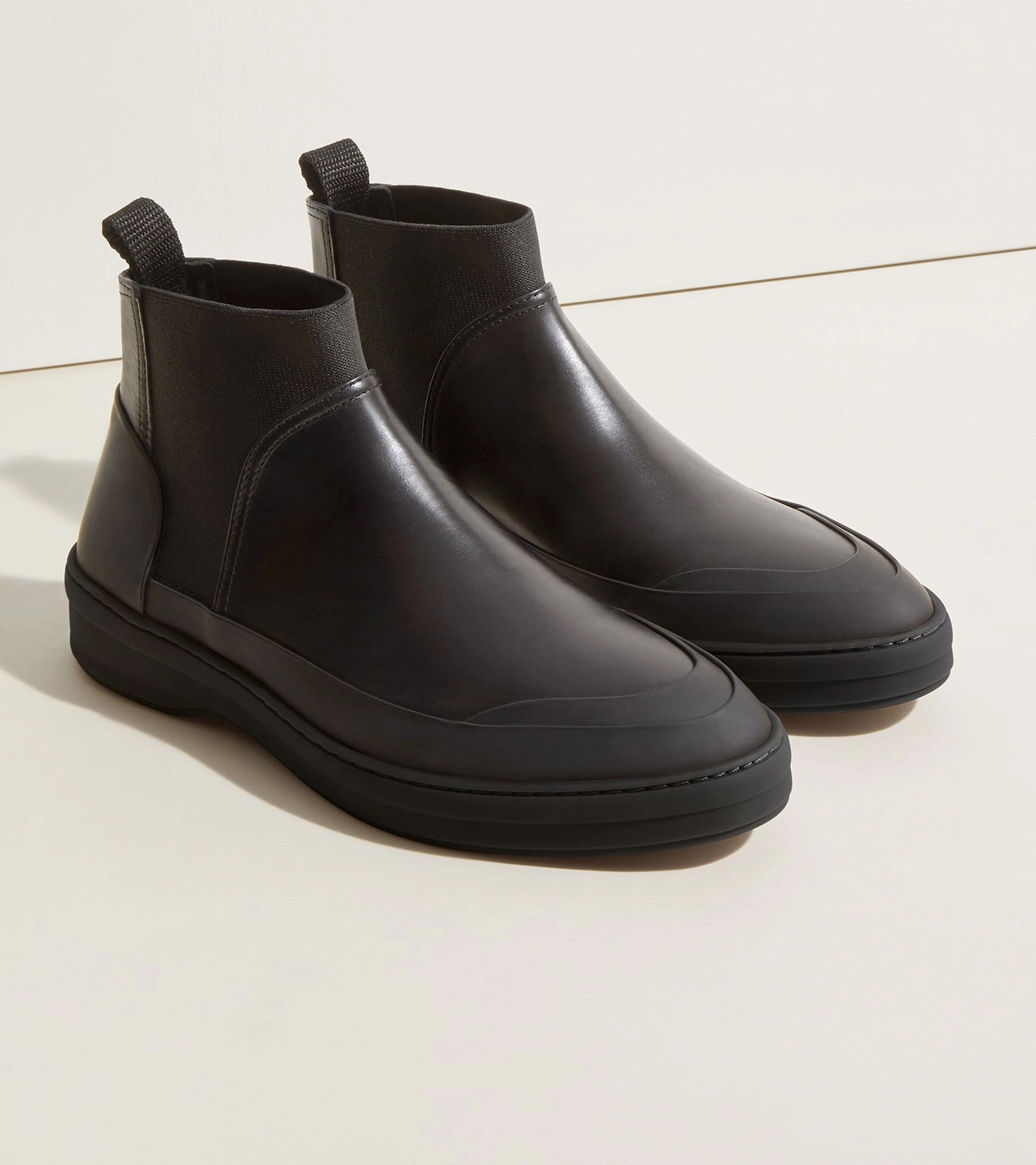 Thea Airflow Channeling Sporty lining