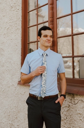 Robbins & Brooks 4-Way Flex Blue Dress Shirt Short Sleeve Noise Reducing Fabric Treatment