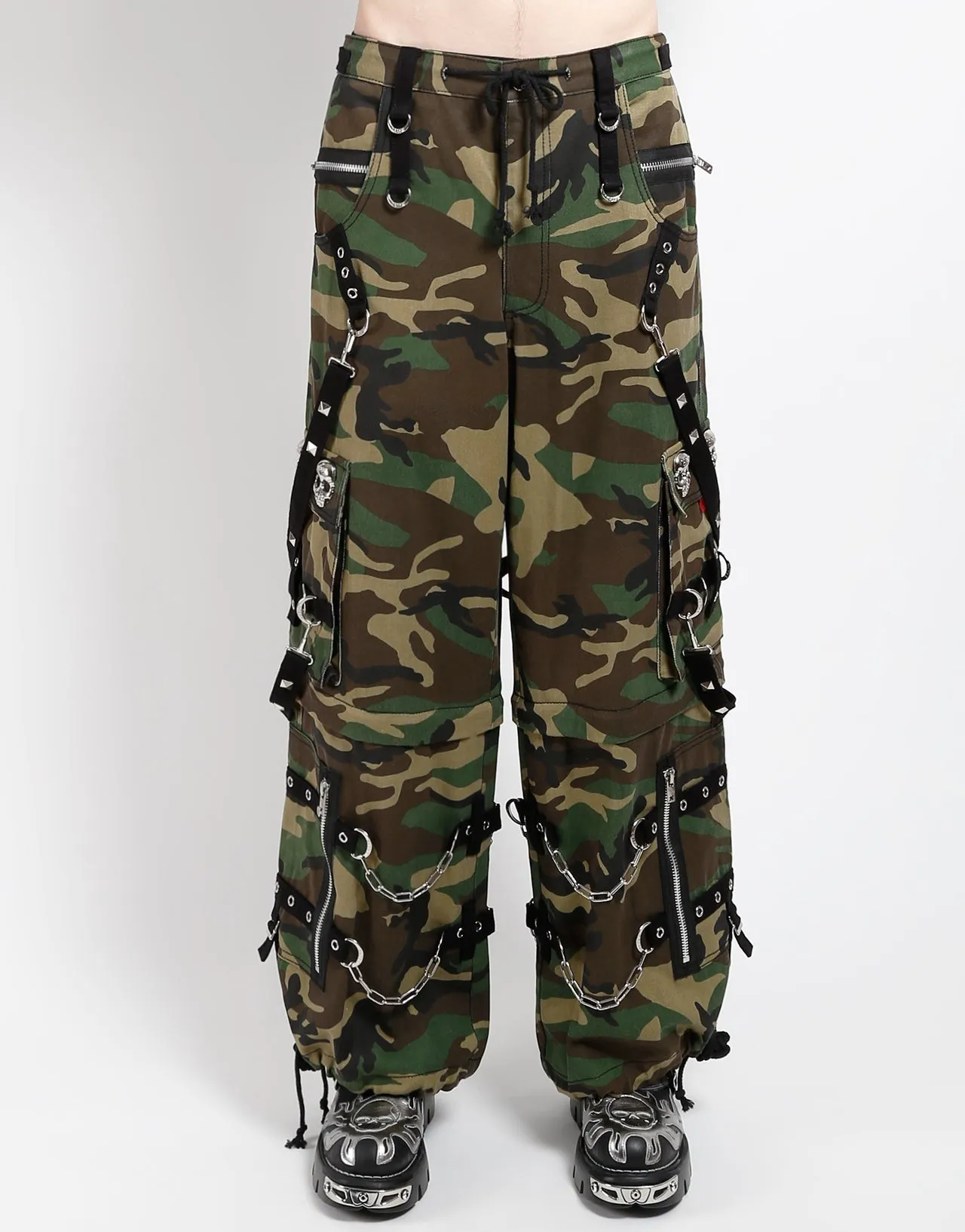 Stylish Cut Hidden pockets SKULL DENIM STUD PANT CAMO