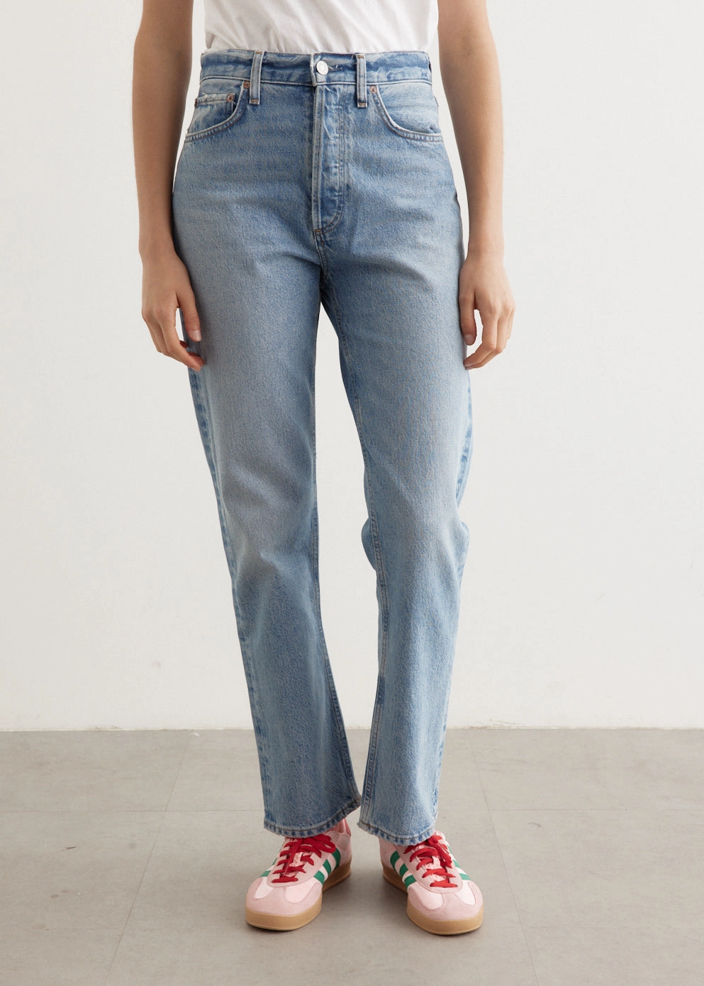 Essential Basics Casual Style 90's Pinched Waist Jeans