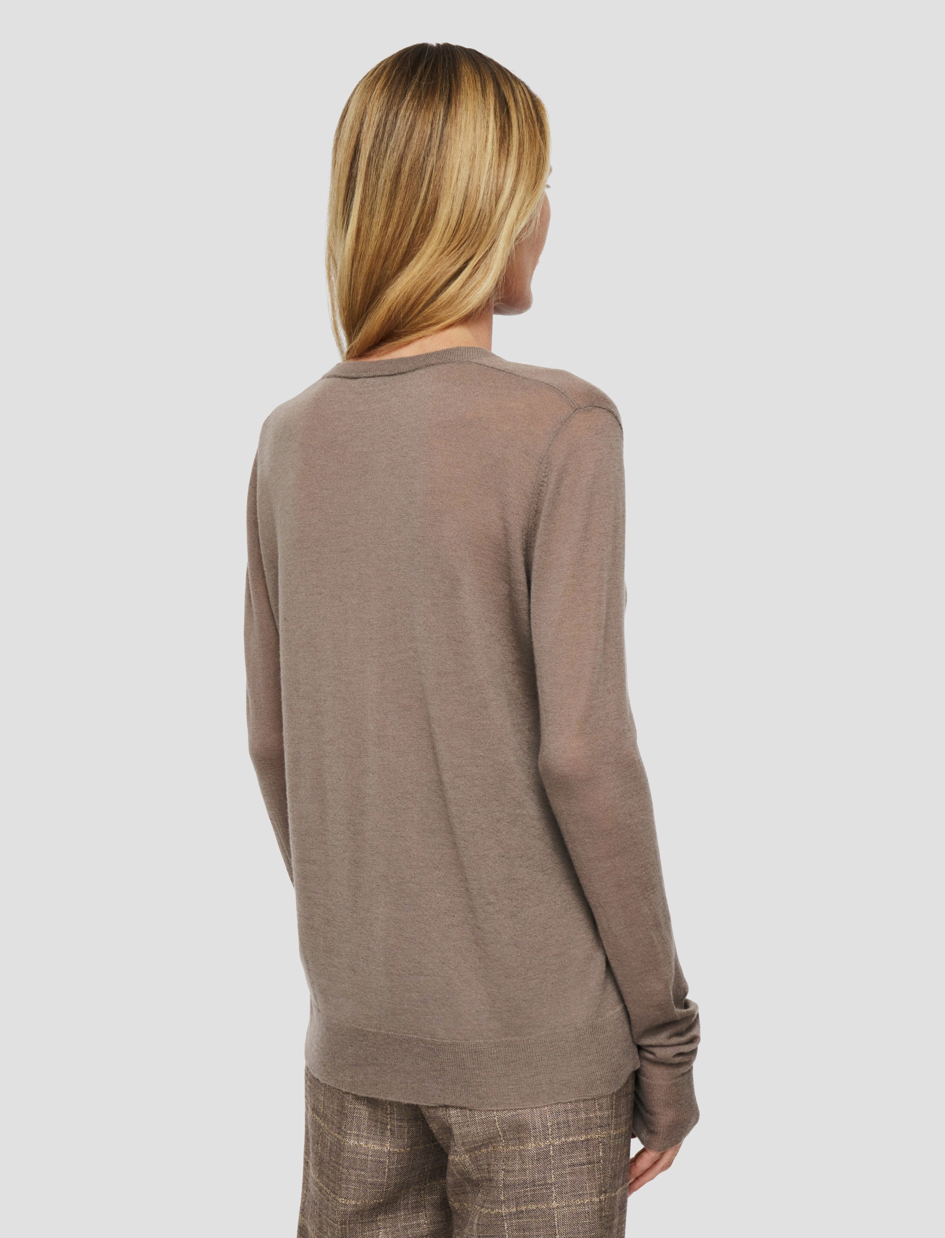 Cashair V Neck Jumper Thermoregulating Fabric