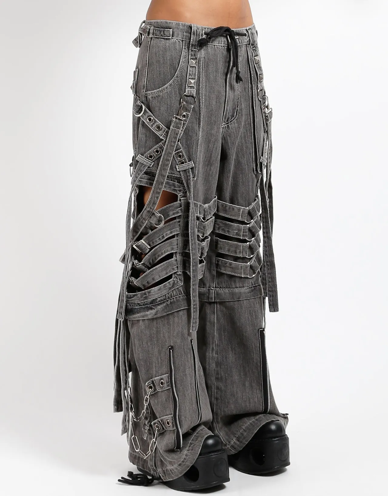 Essential Layer Double Layered Hem SUPER CUT OUT PANT BLACK DENIM