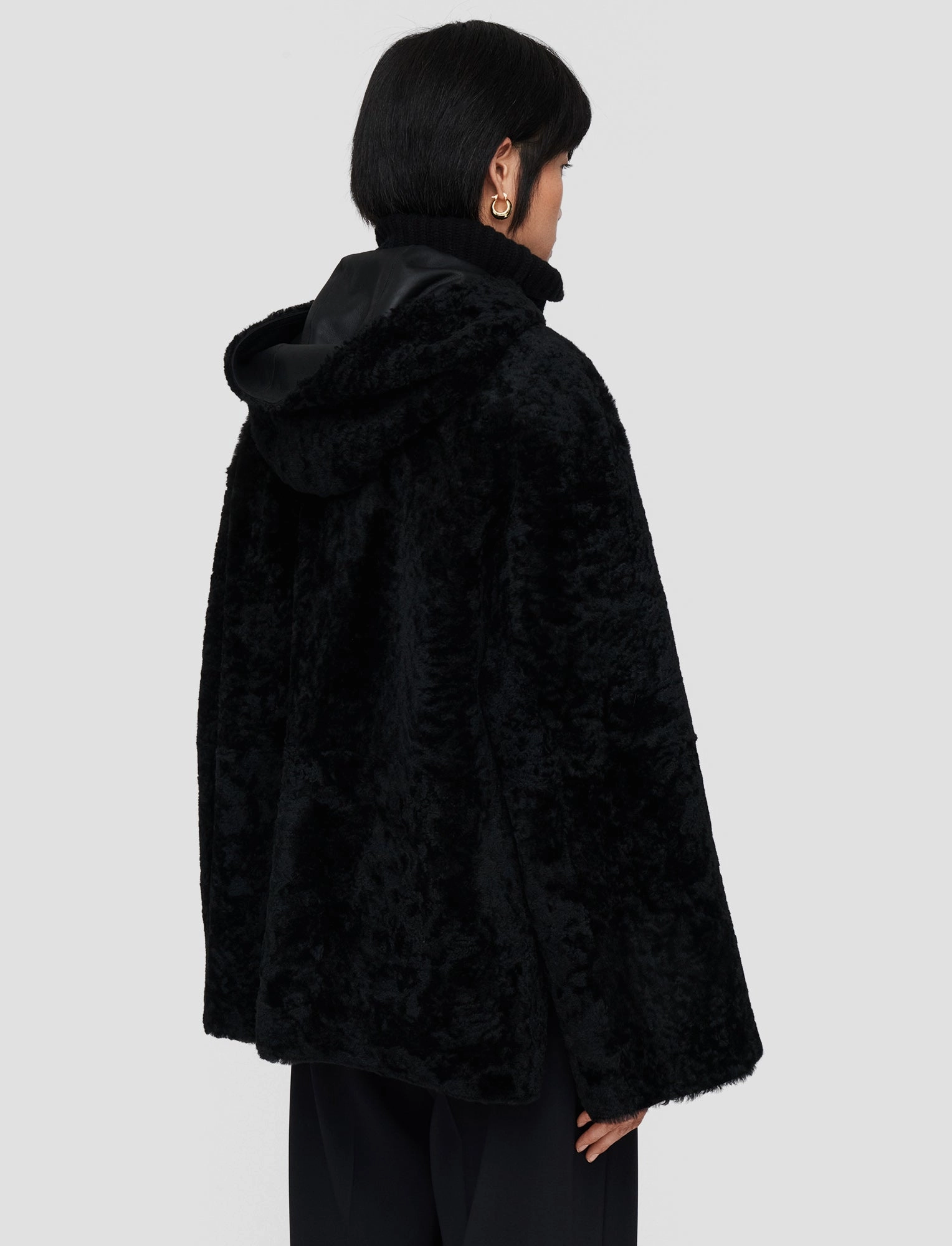 Mid Season Wear Ventilation System Cosser Reversible Shearling Coat