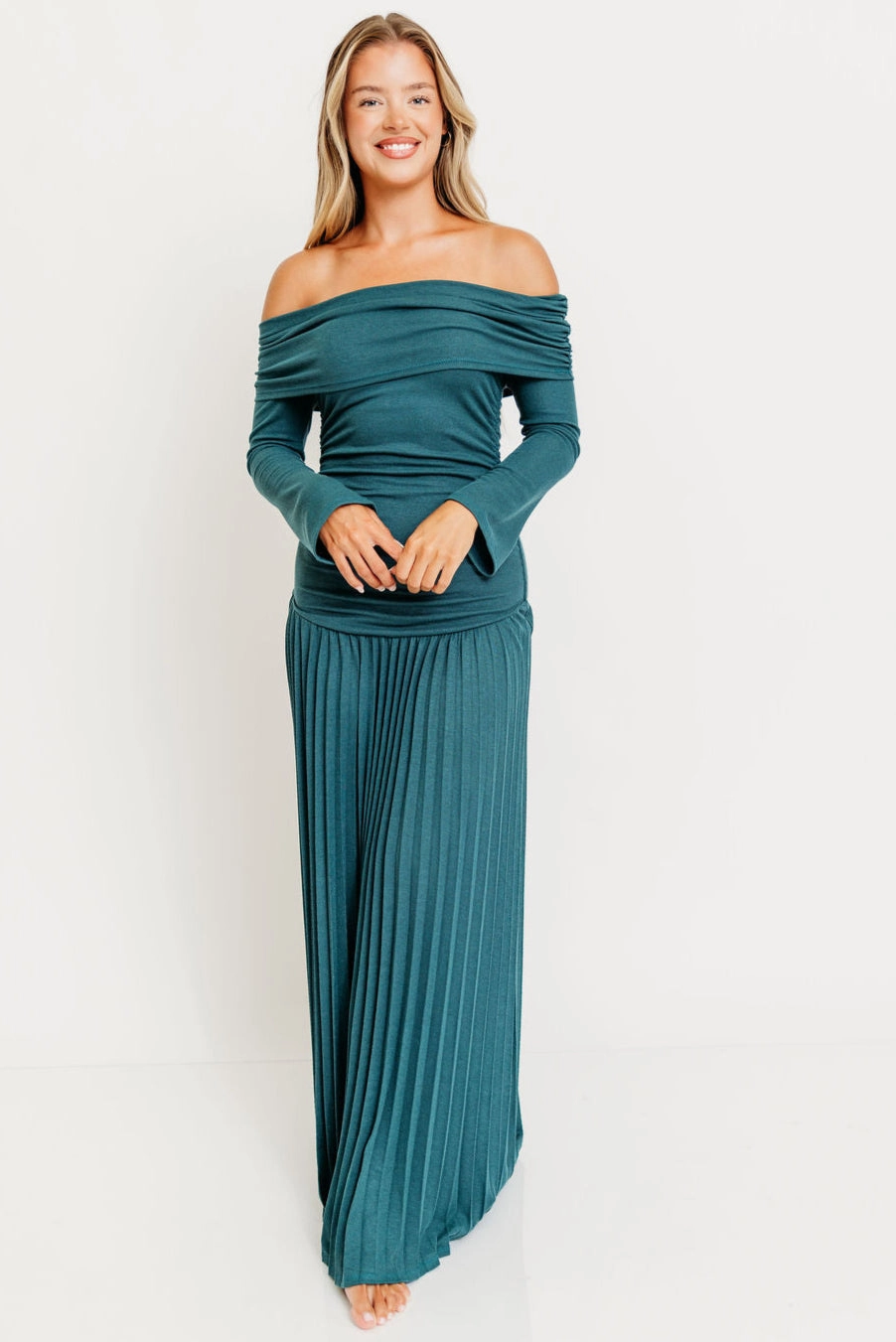 Influencer-Style Summer Air Lennox Long Sleeve Maxi Dress in Green