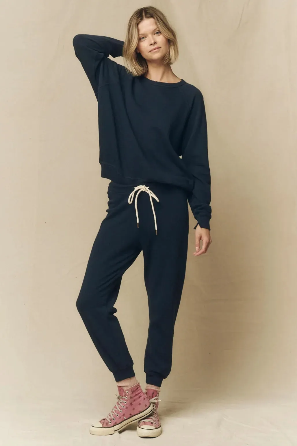 The College Sweatshirt Soft touch layer Knit Design Wear