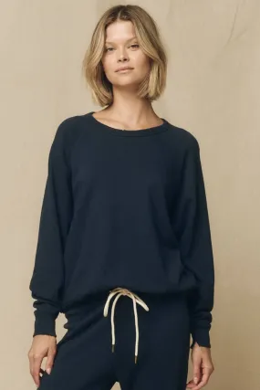 The College Sweatshirt Breathable Knitwear