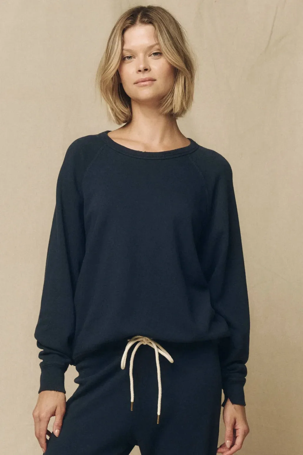 The College Sweatshirt Breathable Knitwear