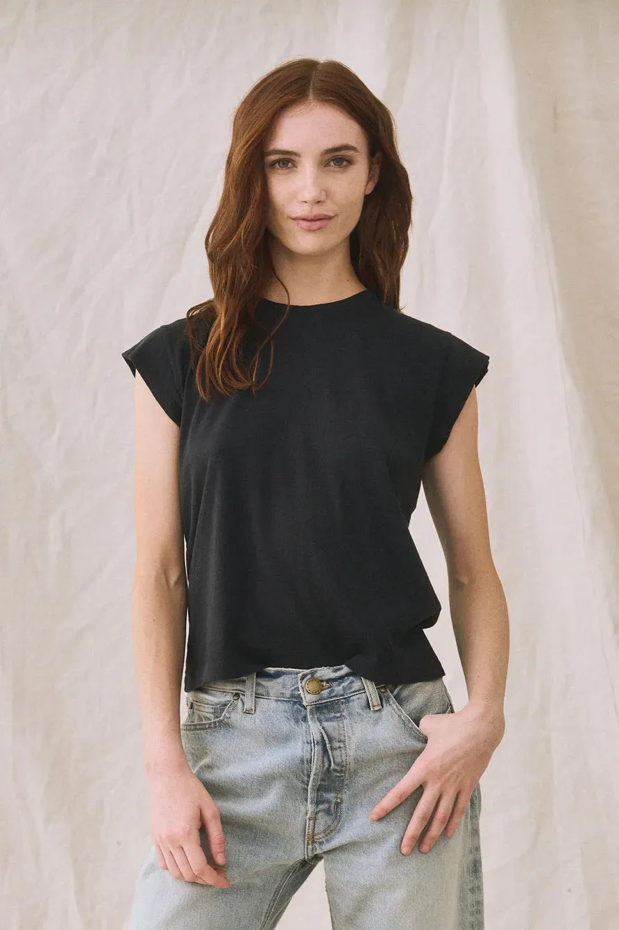 The Peak Shoulder Tee Organic Cotton Construction