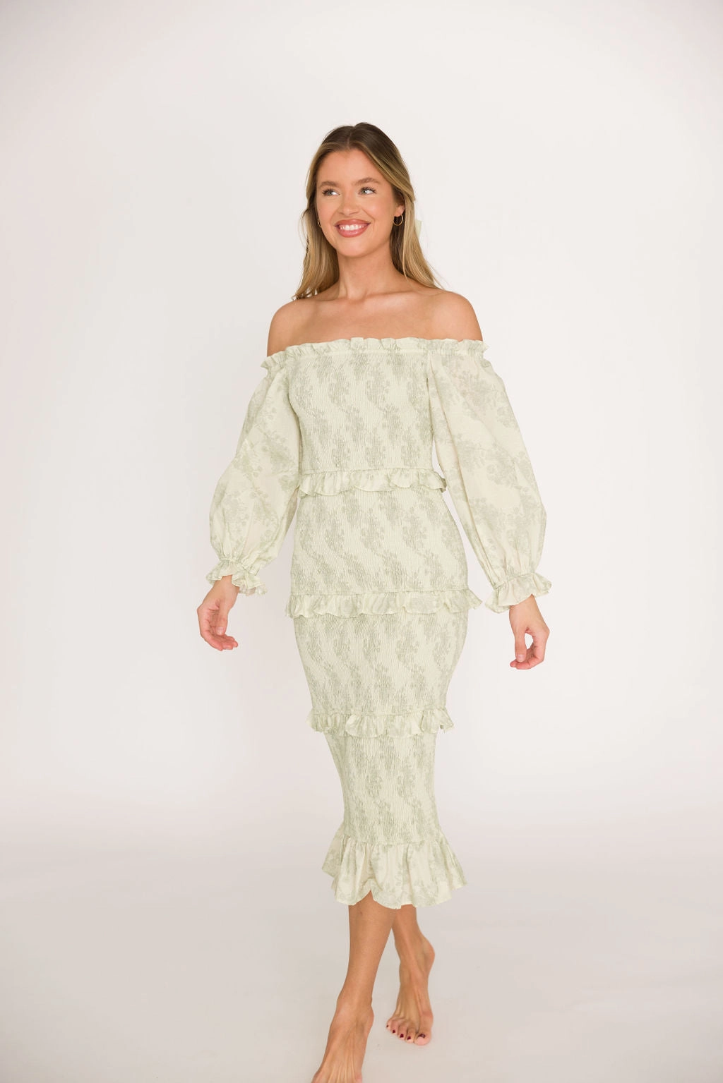 The Chloe Midi Dress in Sage - Bump Friendly *Final-Sale* Classic Layers