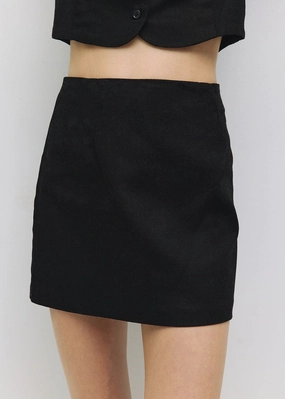 The Sterling Skirt - Black Movement Fit