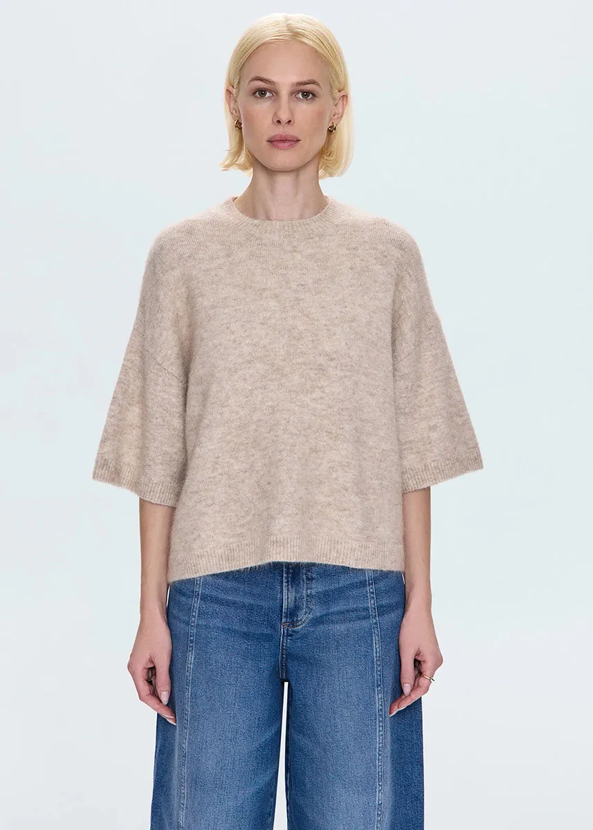 Shiloh Short Sleeve Crewneck Sweater - Oatmeal Chilly Layer Look Layering Style