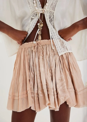 Low Bulk Design Third Charm Mini Skirt - Blush