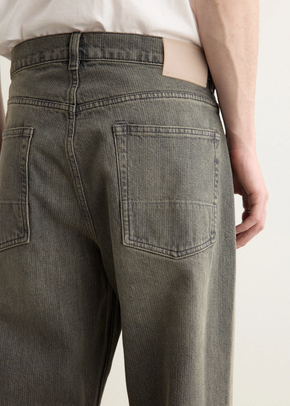 Office Casual Third Cut Jeans