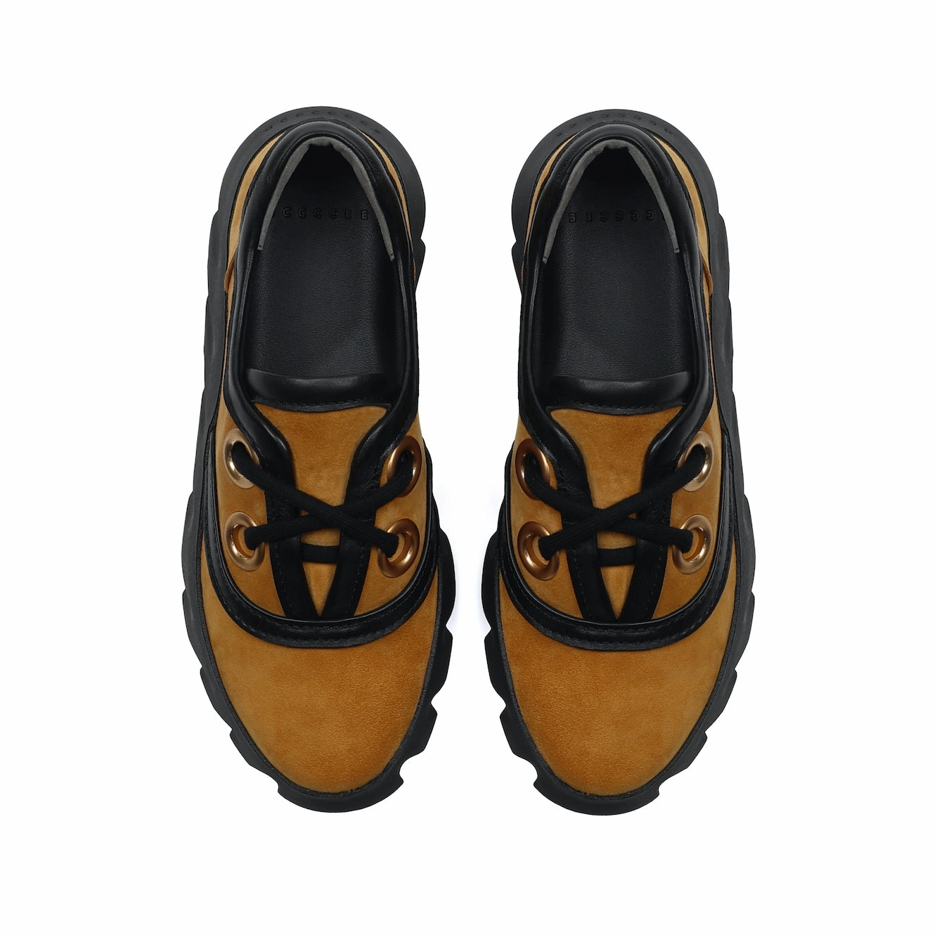 High-Performance Footwear Trail Tough Finish TURA LIT CAMEL