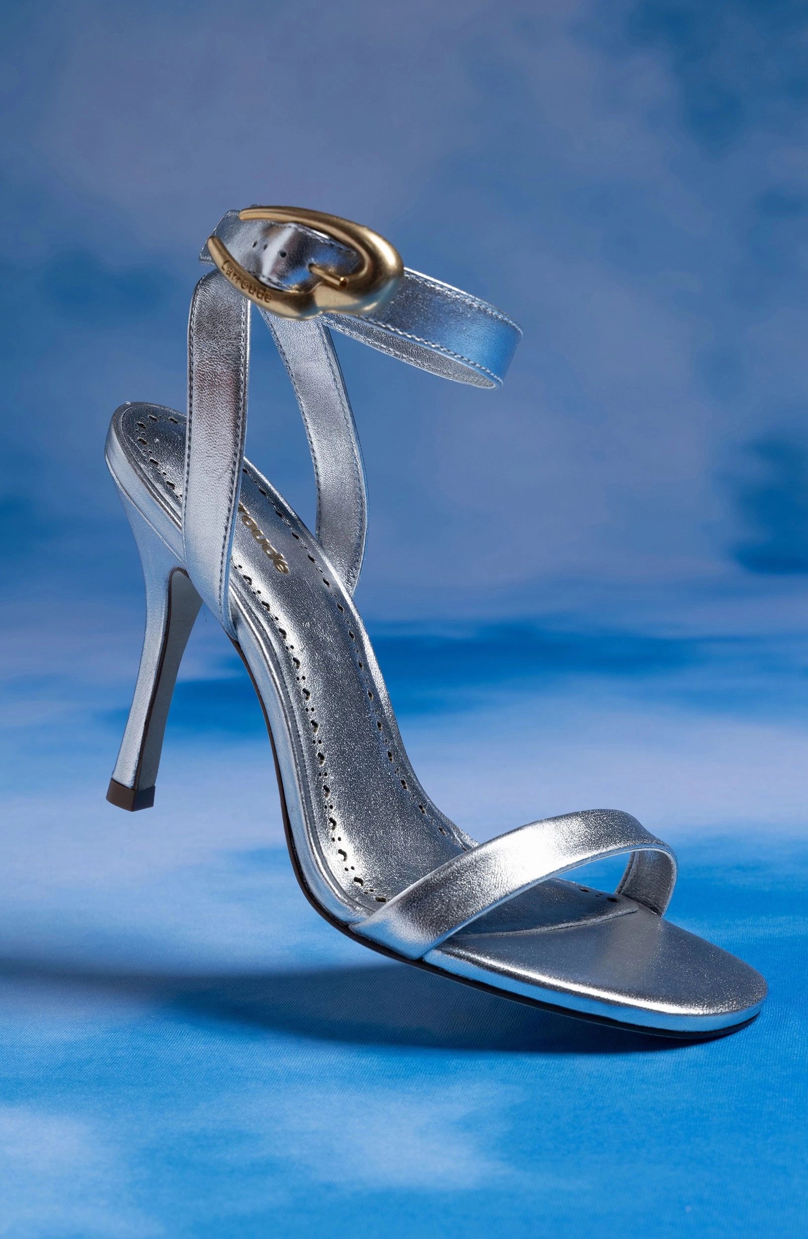 Seamless Look Silver Glow Verona Sandal In Silver Metallic Leather