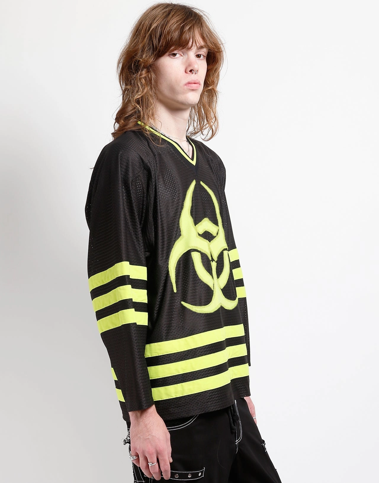 TRIPP NYC LOGO RADIOACTIVE JERSEY Ribbed collar