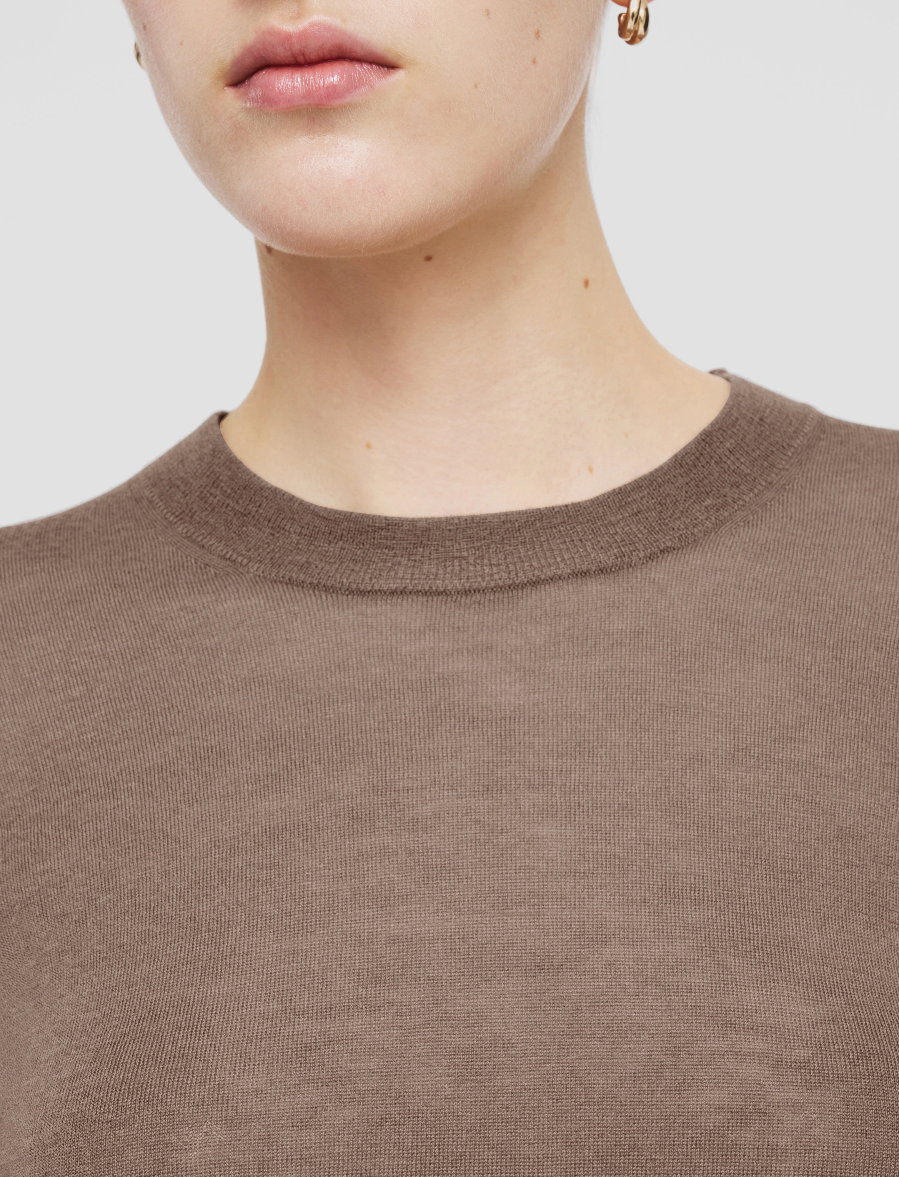 Bonded Seam Reinforcement Cashair Round Neck Jumper