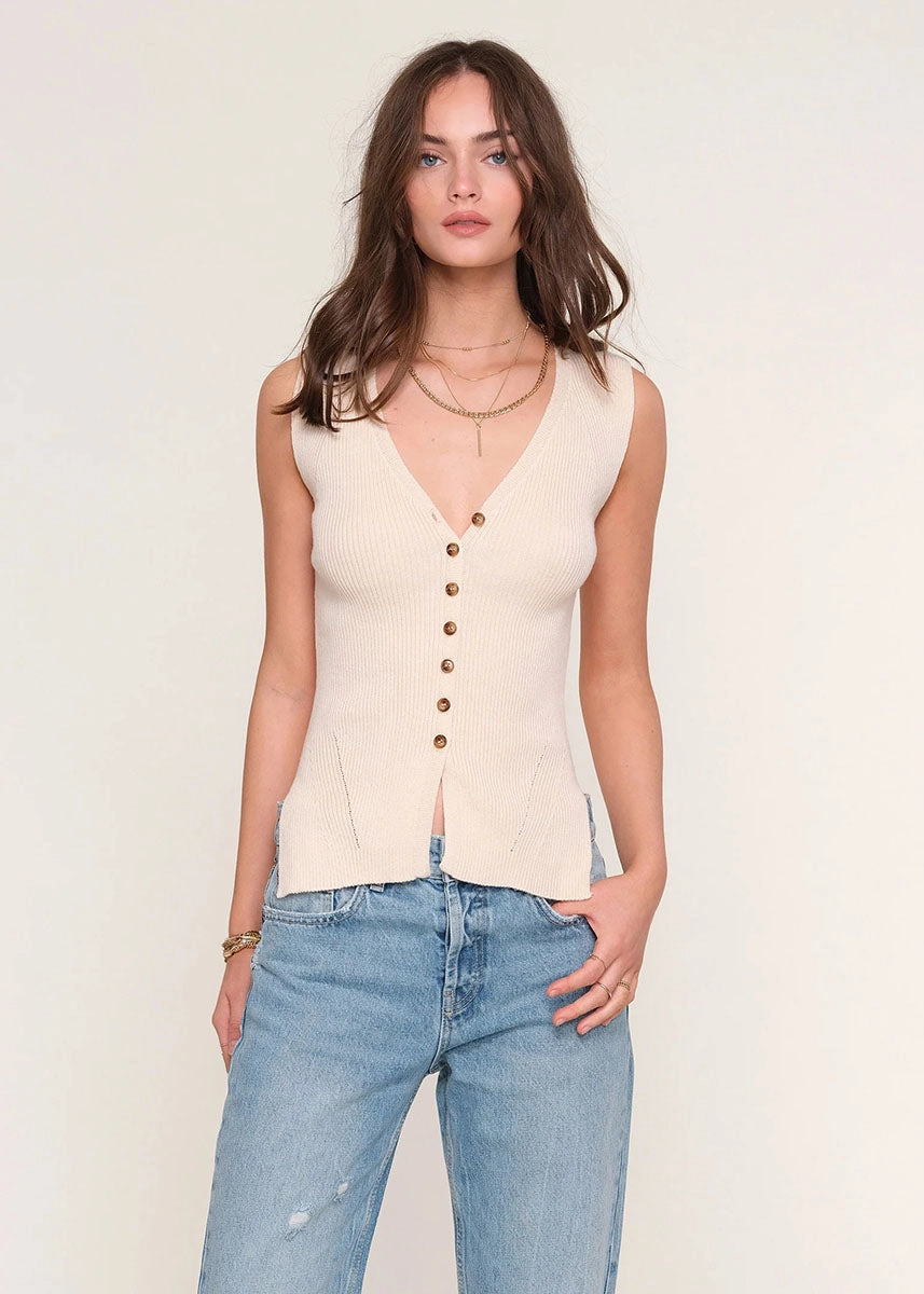 MoistureWicking Ultraviolet Protection Fabric Tucker Vest - Ivory