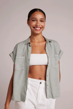 Cool and Breezy Stretch Fit Two Pocket Short Sleeve Shirt